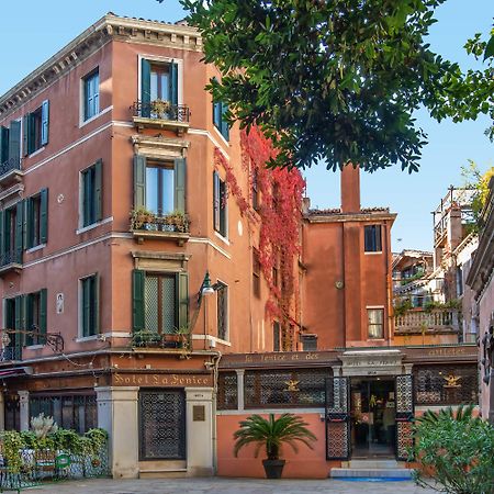 Hotel La Fenice Et Des Artistes Venesia Bagian luar foto