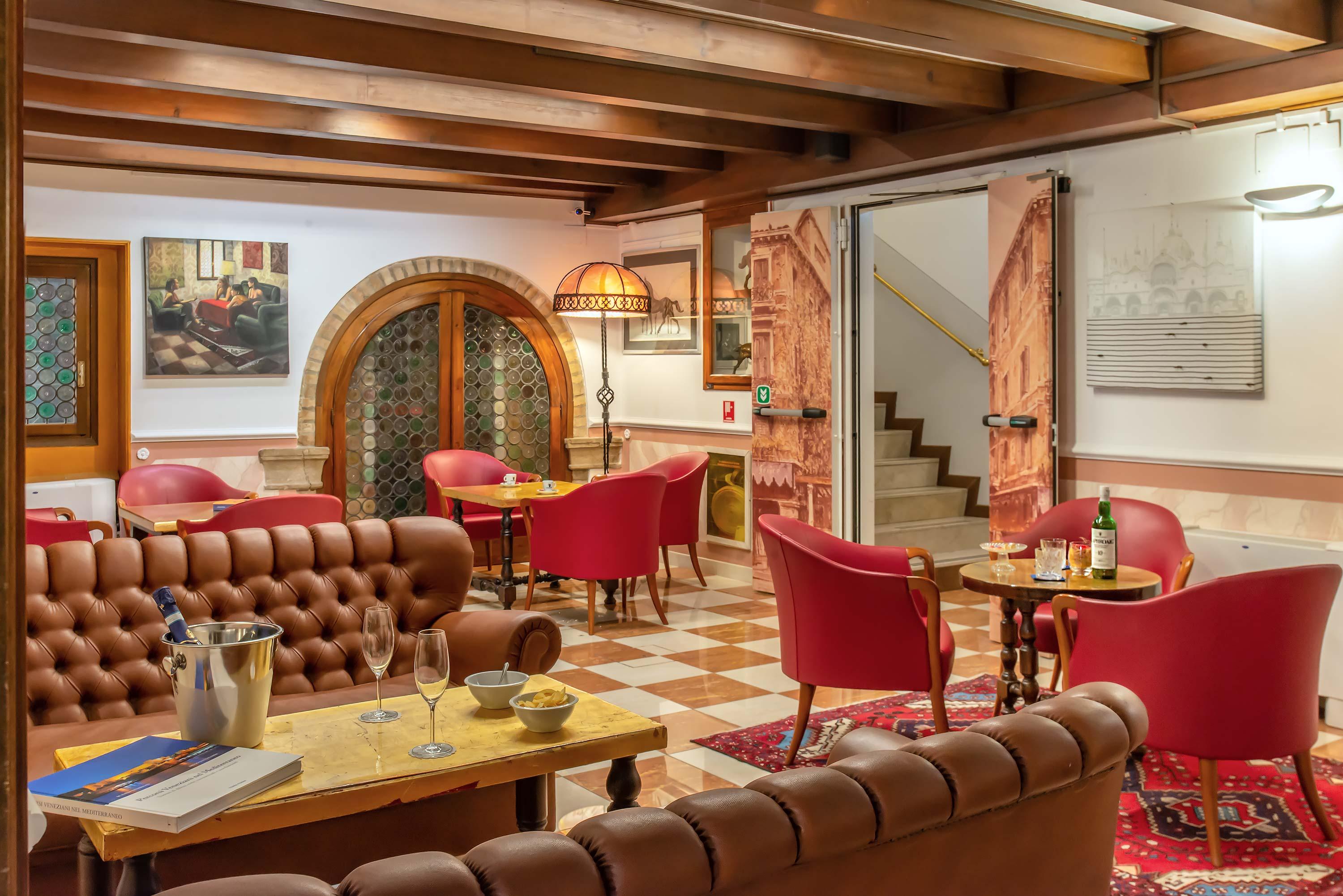 Hotel La Fenice Et Des Artistes Venesia Bagian luar foto