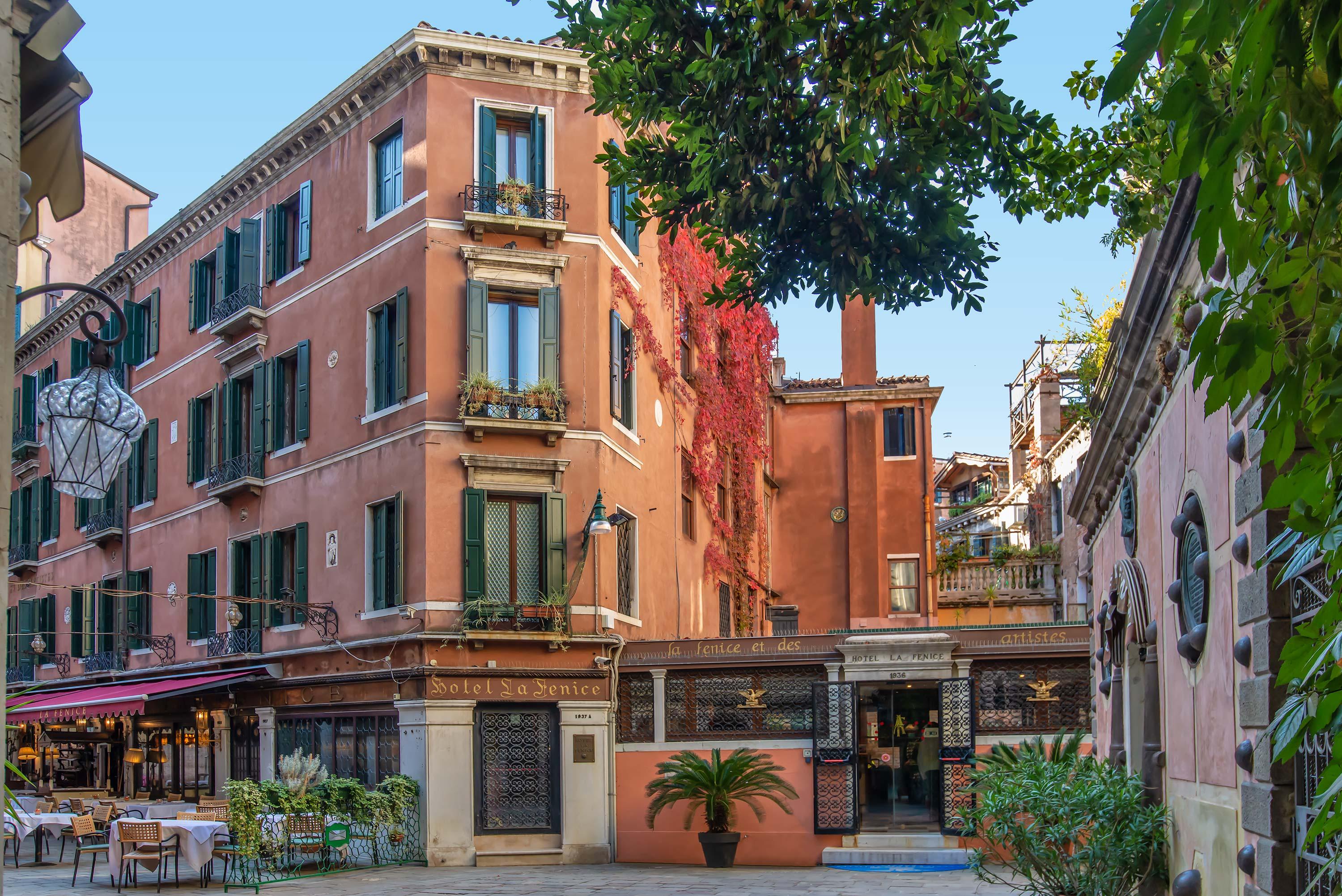 Hotel La Fenice Et Des Artistes Venesia Bagian luar foto